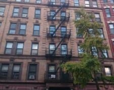 East 18th Street - Photo Thumbnail 12