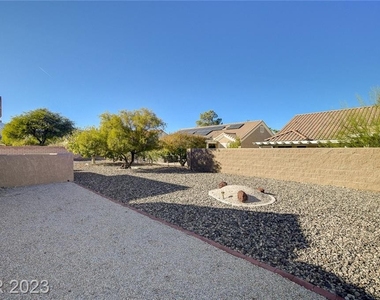 8720 Pennystone Avenue - Photo Thumbnail 44