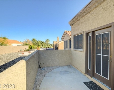 8720 Pennystone Avenue - Photo Thumbnail 39