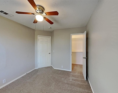 1509 Columbia Drive - Photo Thumbnail 10