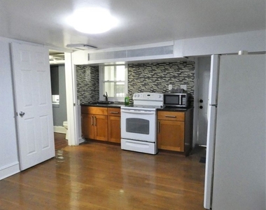 4629 Walnut Street - Photo Thumbnail 4