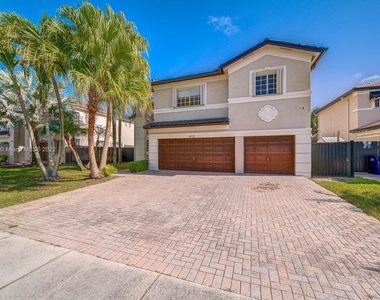 14335 Sw 158th Pl - Photo Thumbnail 1