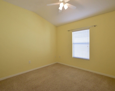 1478 Broken Oak Dr - Photo Thumbnail 11