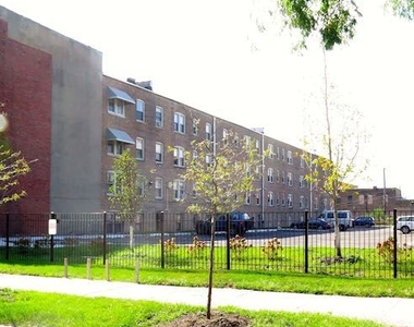 4338 S Drexel Blvd - Photo Thumbnail 10