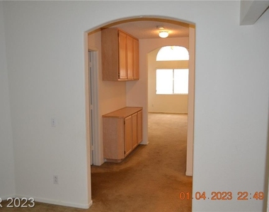 5453 Desert Valley Drive - Photo Thumbnail 28