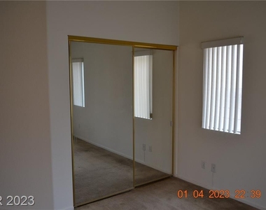 5453 Desert Valley Drive - Photo Thumbnail 25