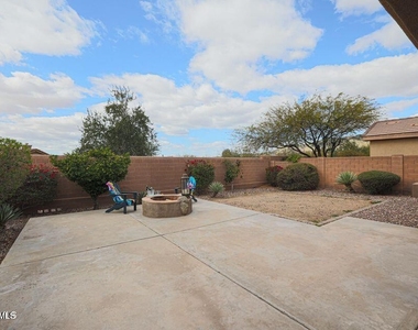 41520 N River Bend Court - Photo Thumbnail 16