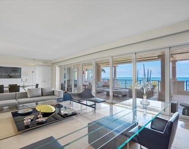 7852 Fisher Island Dr - Photo Thumbnail 6