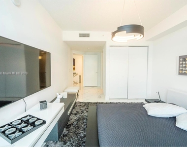 300 Sunny Isles Blvd - Photo Thumbnail 15