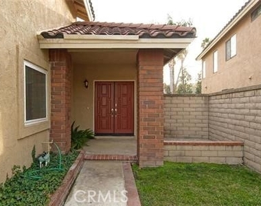 6333 Sunny Meadow Lane - Photo Thumbnail 2