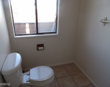 2953 Mesa Rd B - Photo Thumbnail 7