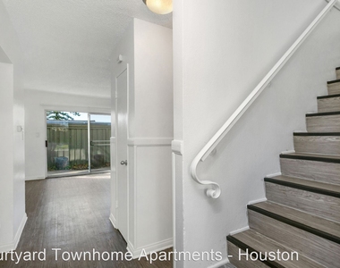 6949 Houston Street - Photo Thumbnail 3