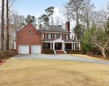 4566 Peachtree Dunwoody Road Ne - Photo Thumbnail 1