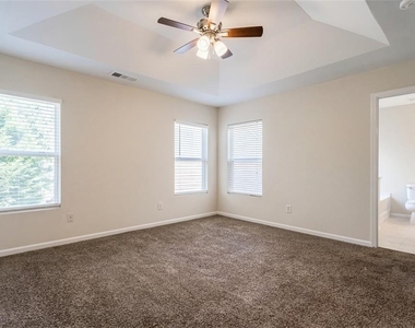 1208 Bronze Oak Way - Photo Thumbnail 7