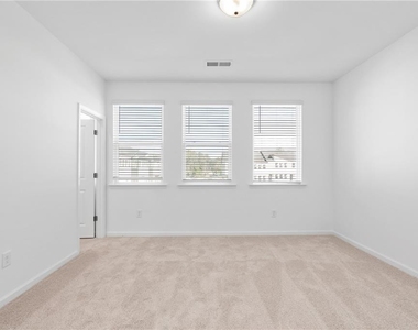 1505 Albert Lane - Photo Thumbnail 13