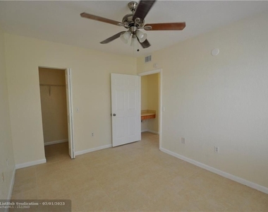 705 Belmont Ln - Photo Thumbnail 14