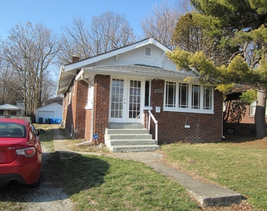 4226 Winthrop Avenue - Photo Thumbnail 2