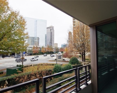 700 Park Regency Place Ne - Photo Thumbnail 26