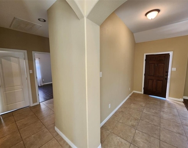 9045 Heartwood Drive - Photo Thumbnail 17