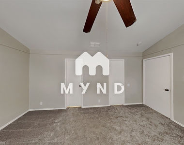 7715 Clay Ridge Dr - Photo Thumbnail 18