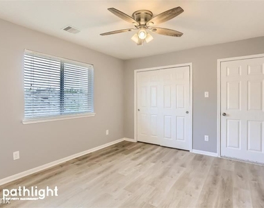 24547 Bella Veneza Dr Unit - Photo Thumbnail 13