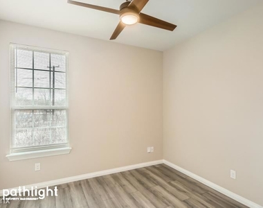 3408 Hammerly Drive Unit - Photo Thumbnail 14