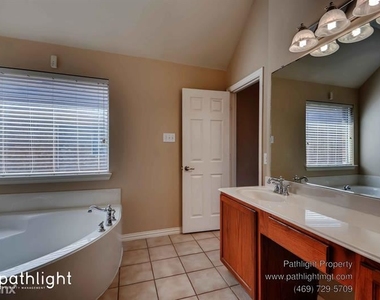 7814 Longbow Lane Unit - Photo Thumbnail 24