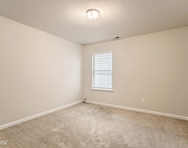 169 Magnaview Drive Unit - Photo Thumbnail 8