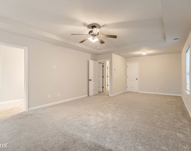 169 Magnaview Drive Unit - Photo Thumbnail 6