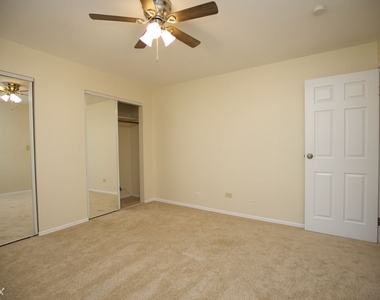 1644 W. Sherwin, Unit 4b - Photo Thumbnail 16