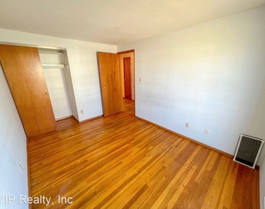 1425 Archmere Square S - Photo Thumbnail 32