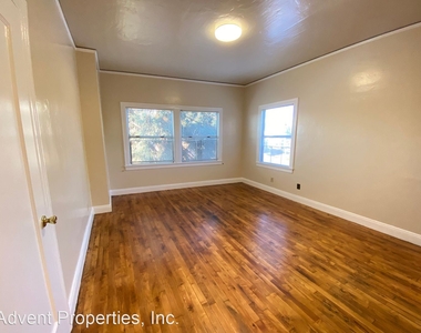 381 Oakland Avenue - Photo Thumbnail 1