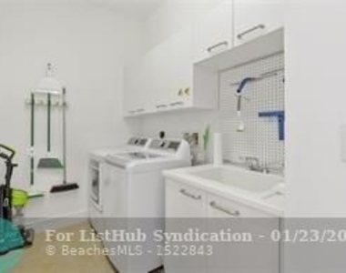 4444 S El Mar Dr - Photo Thumbnail 16