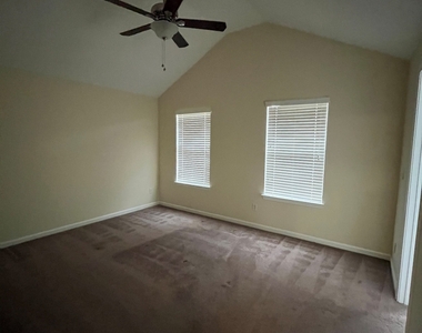 166 Seabreeze Ct - Photo Thumbnail 23