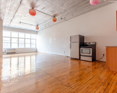 1087 Flushing Avenue - Photo Thumbnail 1