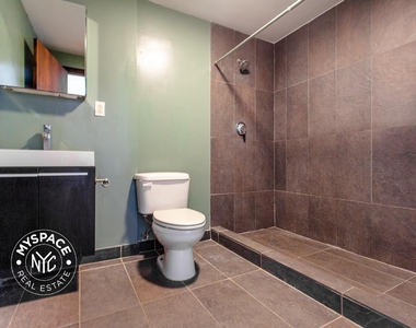 1087 Flushing Avenue - Photo Thumbnail 5