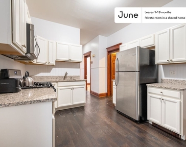 2925 North Sacramento Avenue, Chicago, Il, 60618 - Photo Thumbnail 15