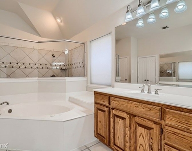 12768 Taylor Frances Ln Unit - Photo Thumbnail 8