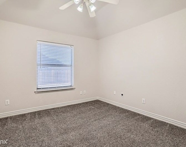 12768 Taylor Frances Ln Unit - Photo Thumbnail 9