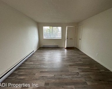 22920 Ne Halsey St #9 - Photo Thumbnail 2