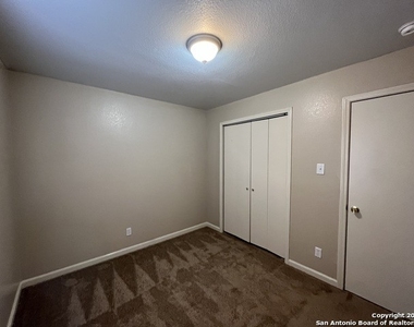 5202 Fountain Lk - Photo Thumbnail 25