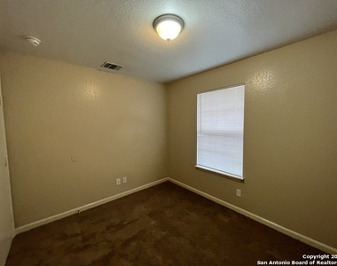 5202 Fountain Lk - Photo Thumbnail 23