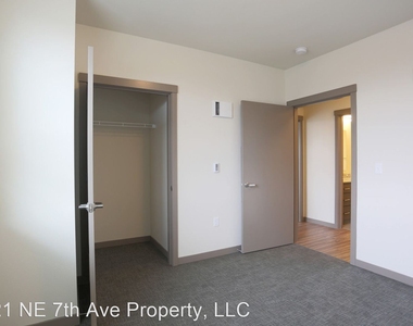 2621 Ne 7th Ave - Photo Thumbnail 24