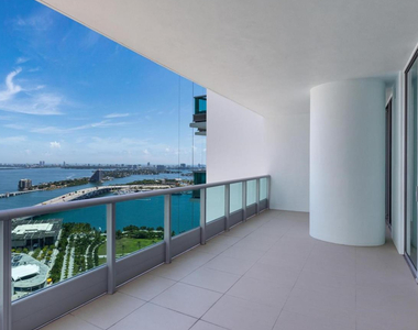 900 Biscayne Blvd Apt 4108 - Photo Thumbnail 5