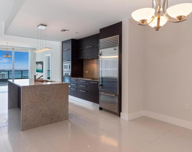 900 Biscayne Blvd Apt 4108 - Photo Thumbnail 2