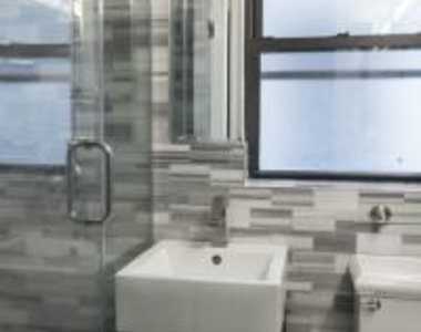 3 West 103rd Street - Photo Thumbnail 4