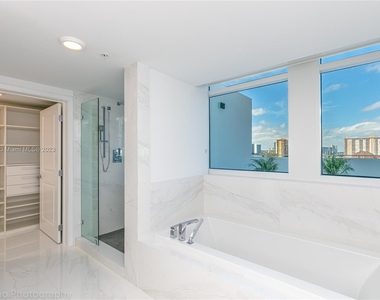 400 Sunny Isles Blvd - Photo Thumbnail 27