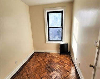 640 Flatbush Avenue - Photo Thumbnail 13