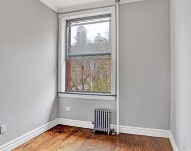 Copy of 330 East 35th Street, Unit 55 - Photo Thumbnail 5