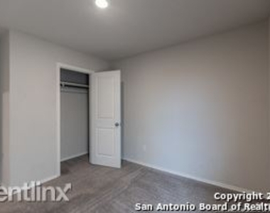 10730 Prusiner Dr - Photo Thumbnail 11